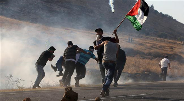 Palestinian protesters 